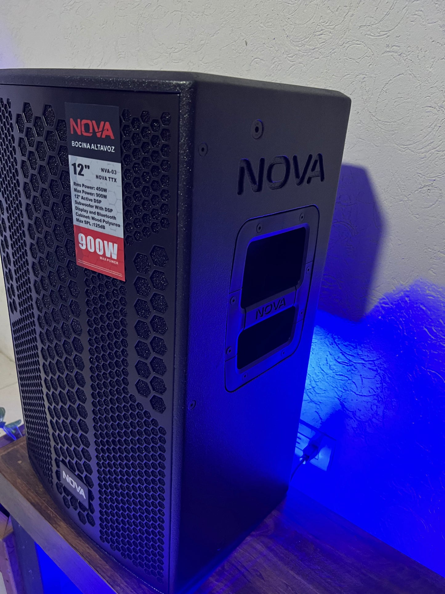 Nova TTX12 Bocina Amplificada 12" 450W RMS