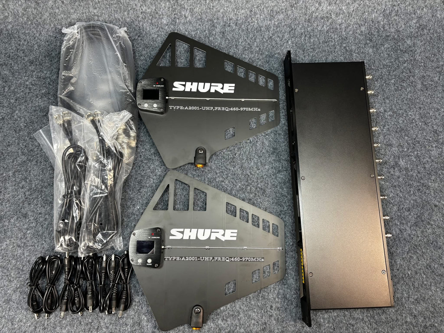 UA80 Distribuidor de Antena Microfono 16 canales